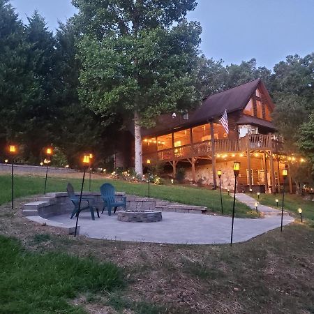 Smoky Mountain Cabin - Hot Tub - Fire Pit Murphy Kültér fotó