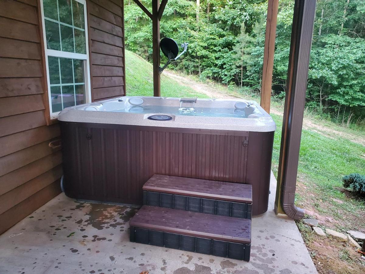 Smoky Mountain Cabin - Hot Tub - Fire Pit Murphy Kültér fotó